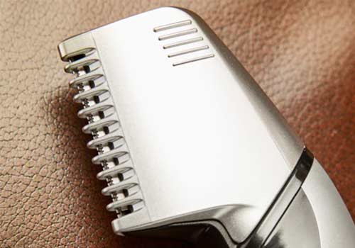 panasonic-gk60-traditional-combination-with-modern-design ترکیب تکنولوژی و صنعت شمشیر سازی ژاپنی ماشین اصلاح پاناسونیک gk60