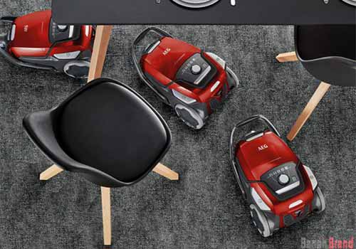 aeg-vx9-2-cr-a-360-degree-rotation قابلیت چرخش 360 درجه ای جارو برقی آاگ vx9-2-cr-a